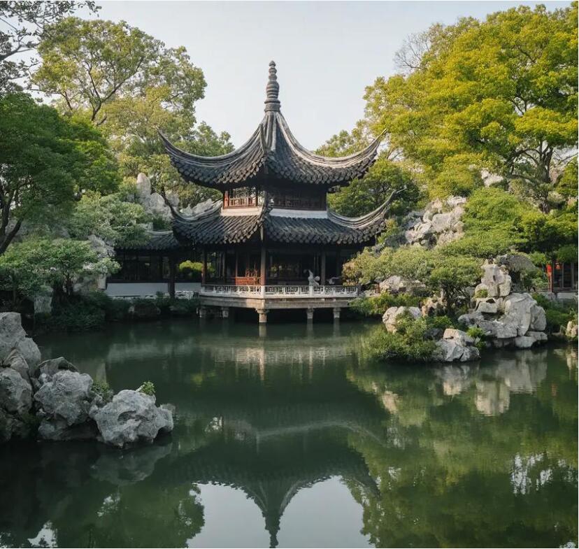 重庆千城餐饮有限公司